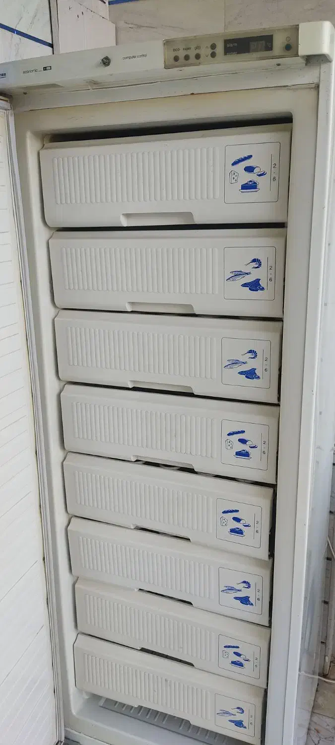 فروش فریزر فقط به قیمت موتورش|یخچال و فریزر|سرخنکلاته, |دیوار