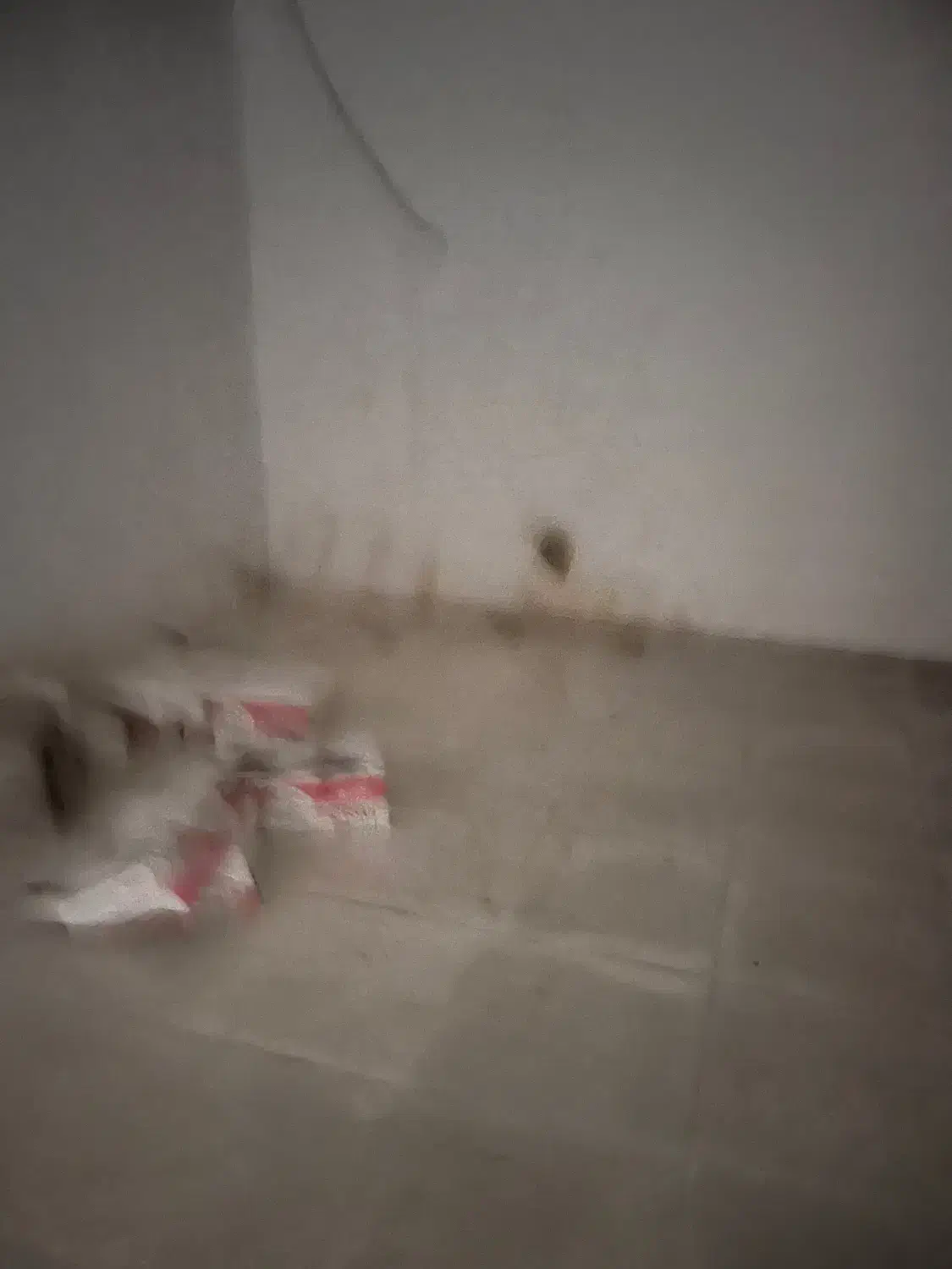 اجاره. انبار. به. متراژ ۱۵۰ متر. آب برق|اجارهٔ مغازه و غرفه|بندر گناوه, |دیوار