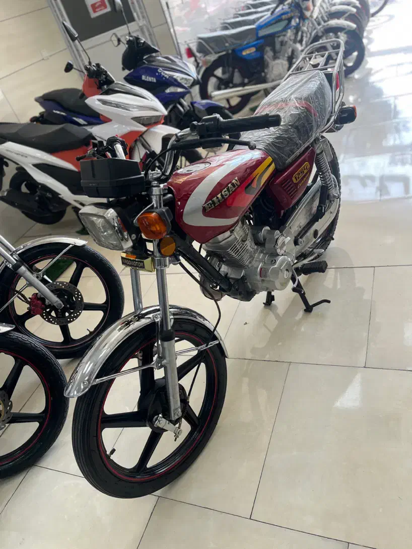 احسان 125 CDI تمیز در حد خشک کم کار|موتورسیکلت|یزد, |دیوار