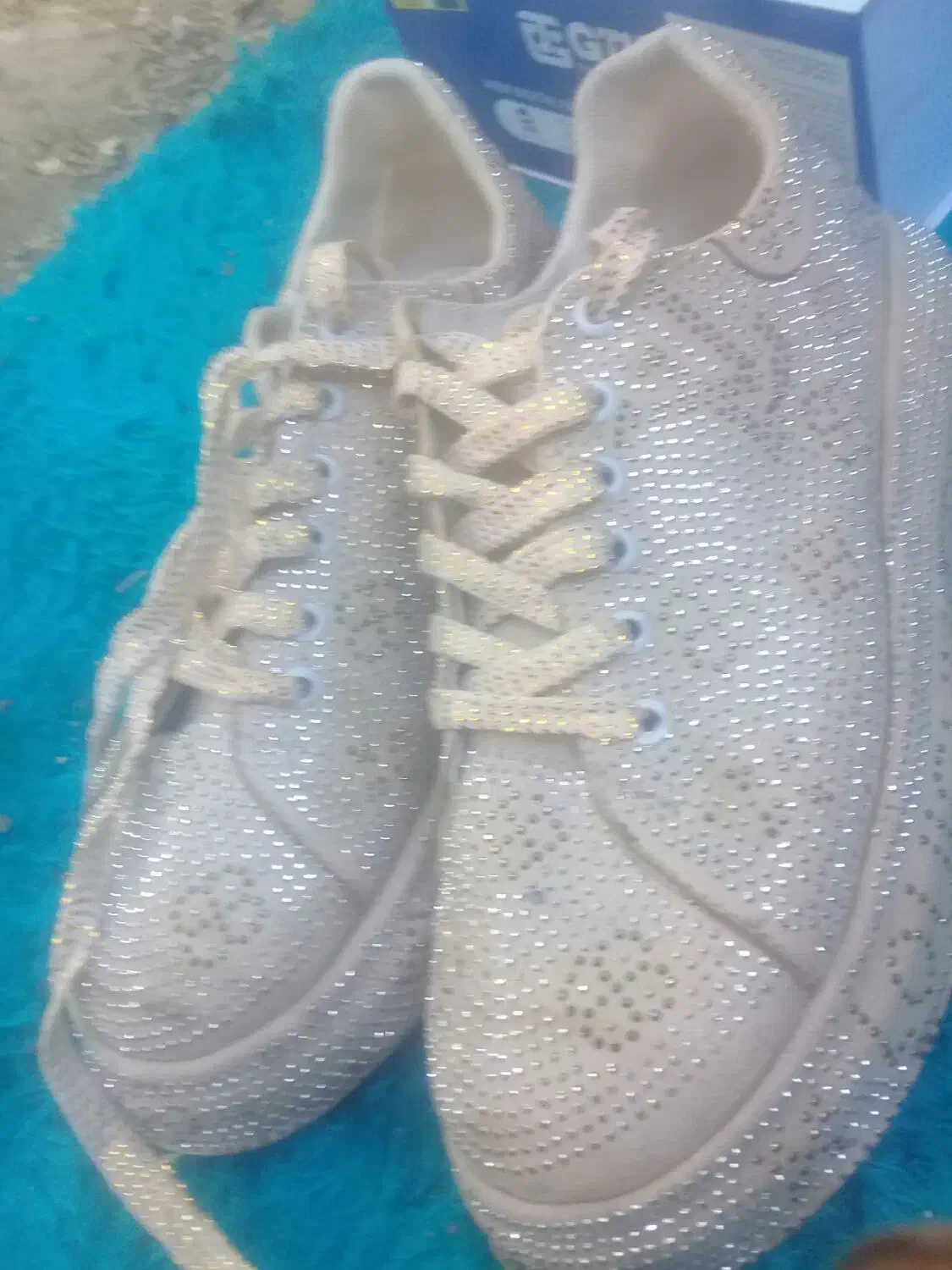 کتونی|کیف، کفش، کمربند|ملارد, |دیوار