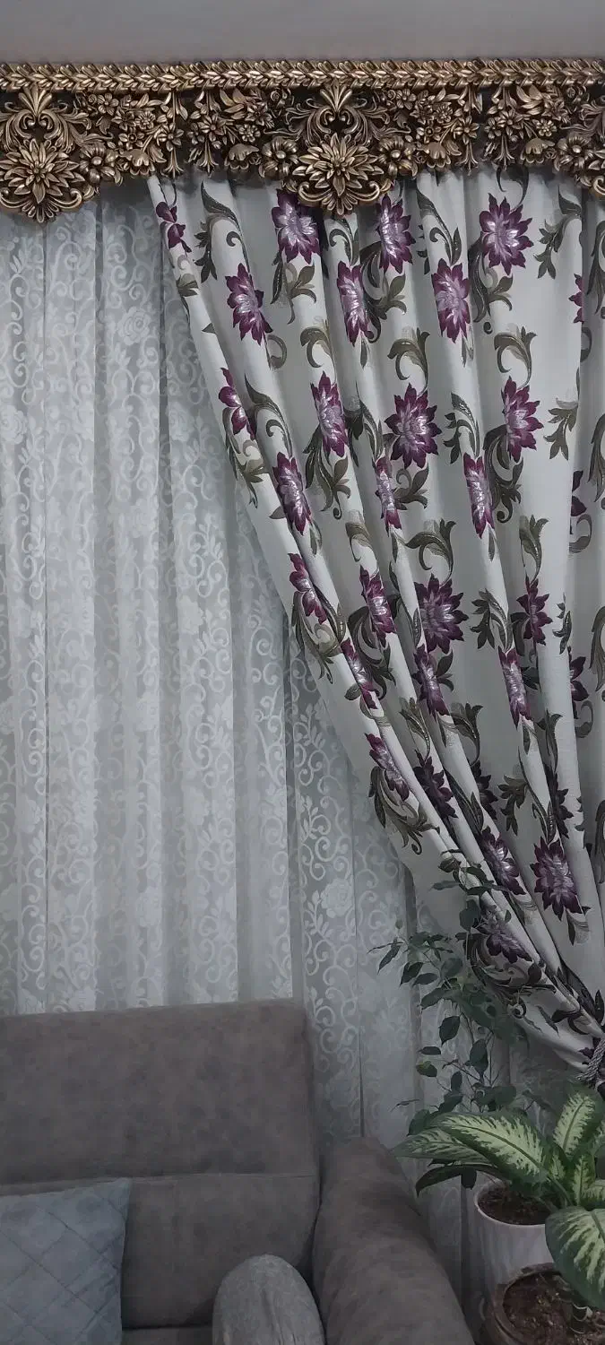 پرده زیبا رنگ سفید|پرده، رانر، رومیزی|اصفهان, ناصرخسرو|دیوار