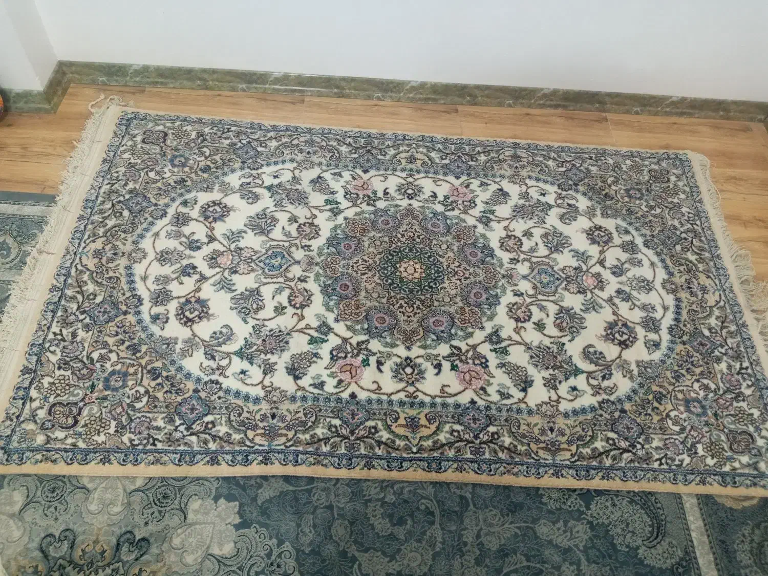 فرش دستباف|فرش|اصفهان, زیار|دیوار