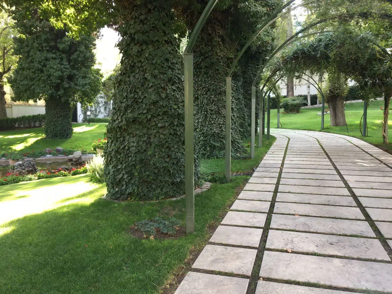 خوارزم،۳۰۰متر،۴خواب|اجارهٔ خانه و ویلا|تهران, ایوانک|دیوار