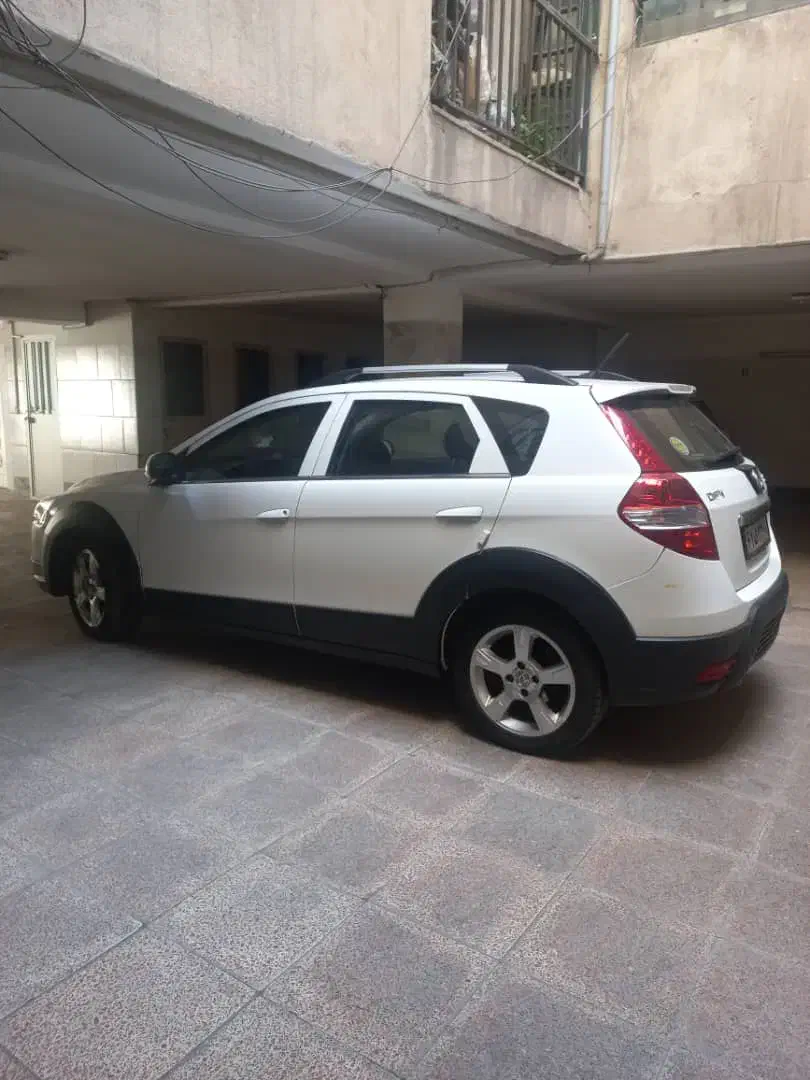 اچ سی کراس مدل ۹۷|خودرو سواری و وانت|کرج, اکبرآباد|دیوار