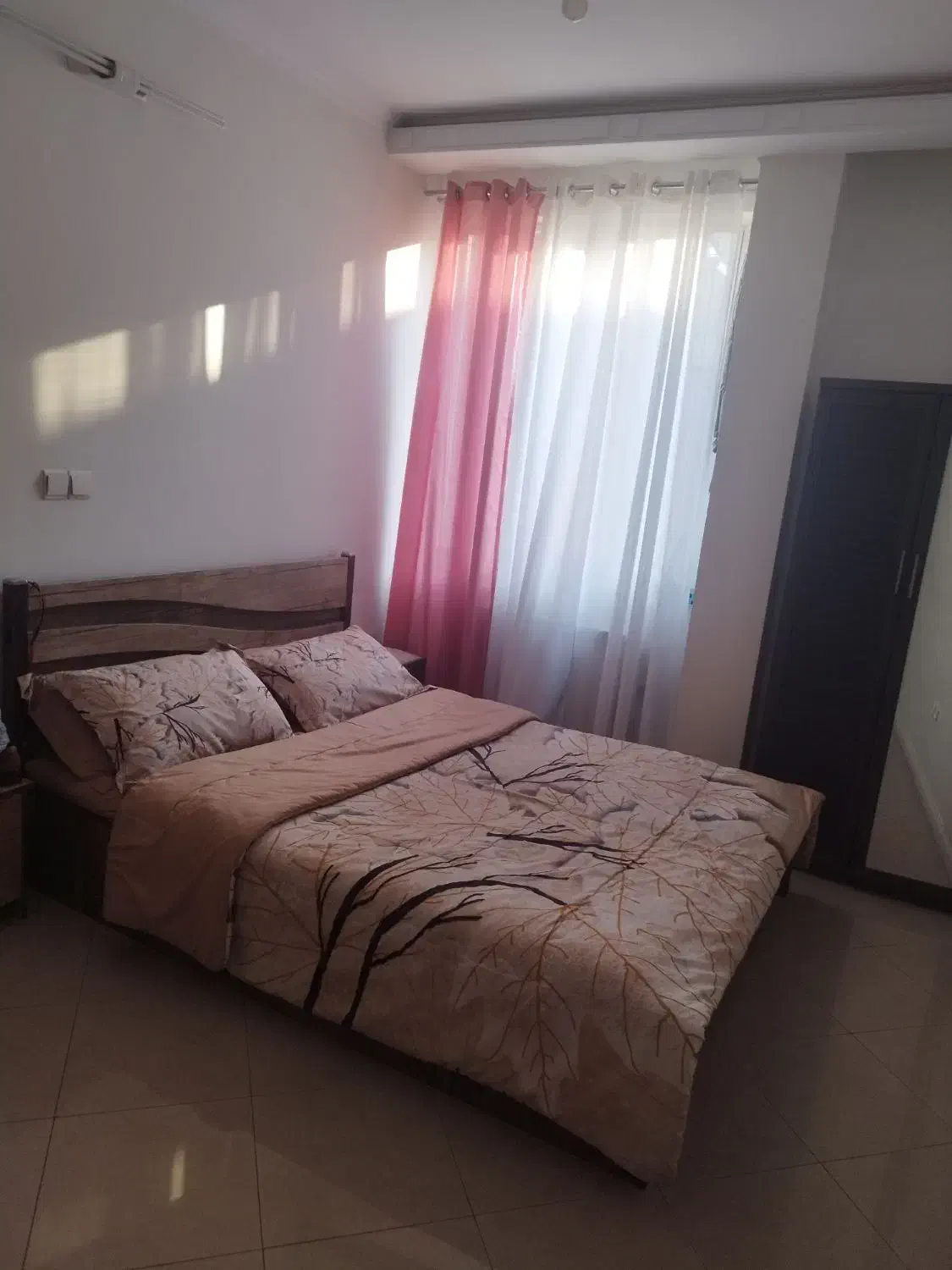 تخت دو نفره  ۱۶۰ با تشک|تخت و سرویس خواب|تهران, مجیدآباد|دیوار