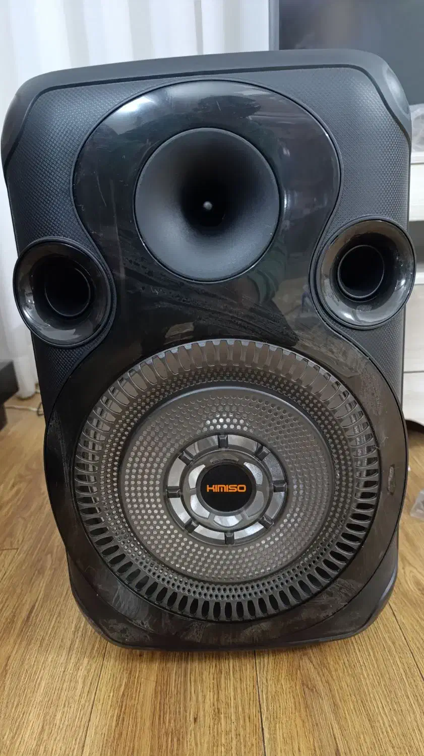 اسپیکر بلوتوثی|پخش‌کننده همراه|نیشابور, شهرآرا|دیوار