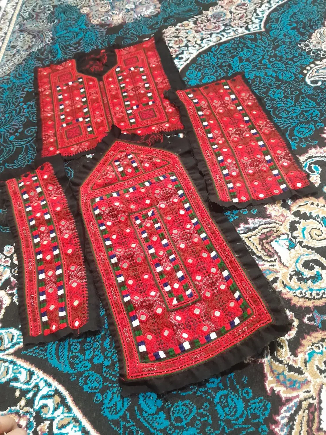 زی استین|لباس|زابل, |دیوار