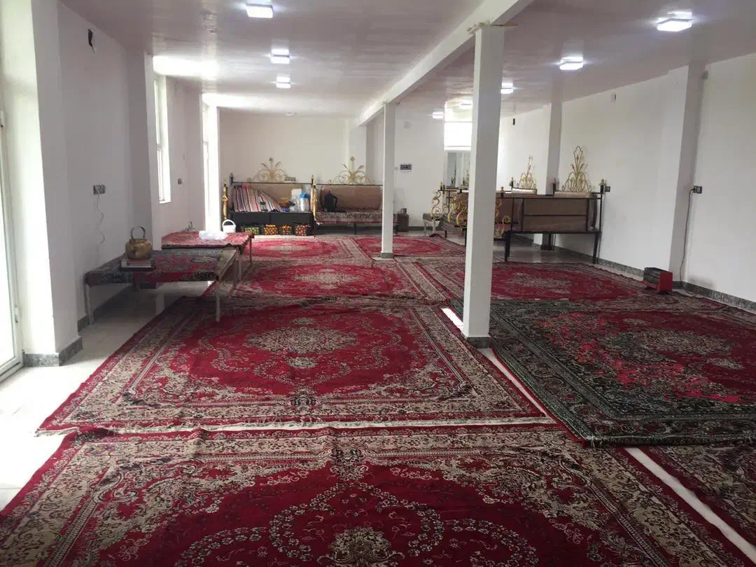 باغ تالار دلربا۳۰۰ متر نرسیده به پل هوای جاده سددز|اجارهٔ کوتاه‌مدت ویلا و باغ|اندیمشک, |دیوار