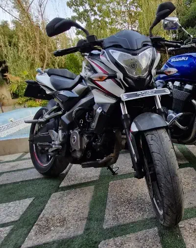 ان اس ۲۰۰|موتورسیکلت|تهران, شهرک شریعتی|دیوار