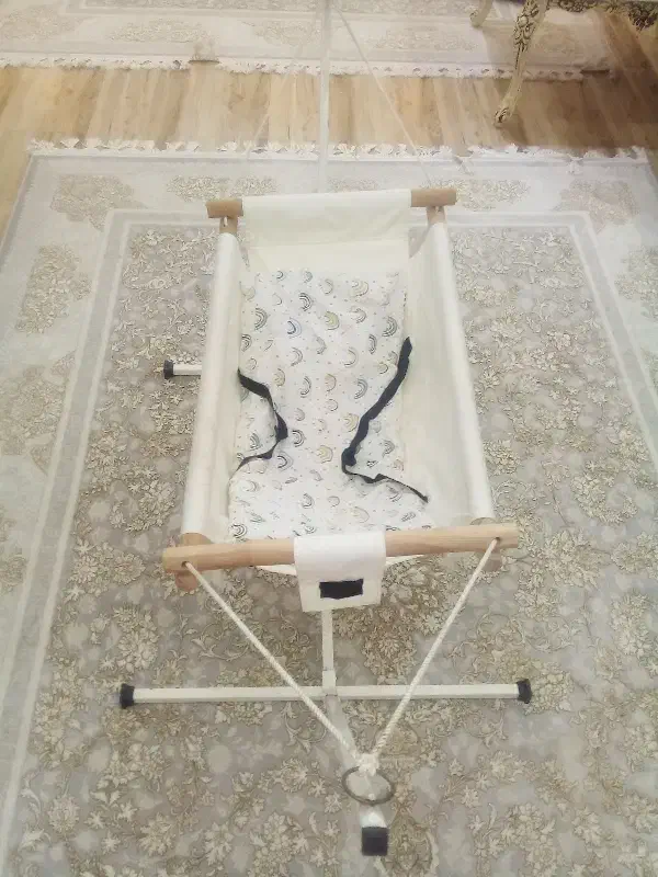 گهواره  نوزاد|تخت و سرویس خواب|رشت, معلولین|دیوار