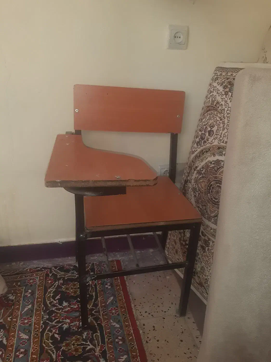 صندلی دسته دار دانشجویی امتحانی|صندلی و نیمکت|کرمانشاه, |دیوار