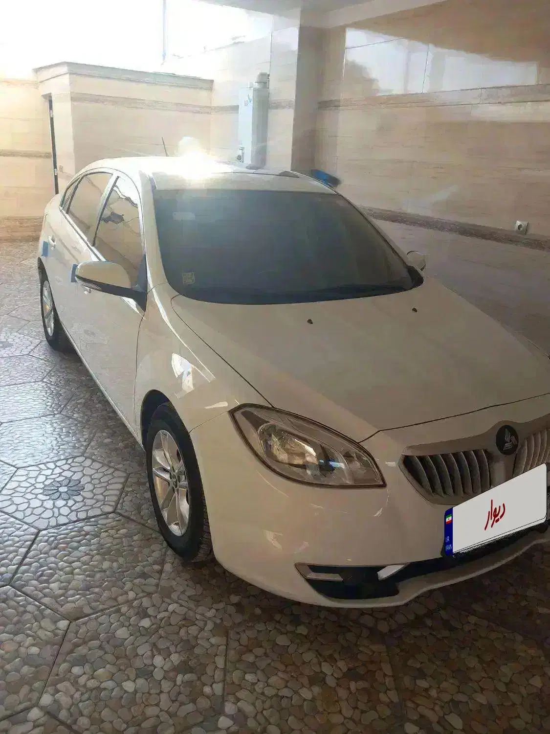 برلیانس پارس خودرو۱۳۹۷موتور بزرگ|خودرو سواری و وانت|کیاکلا, |دیوار