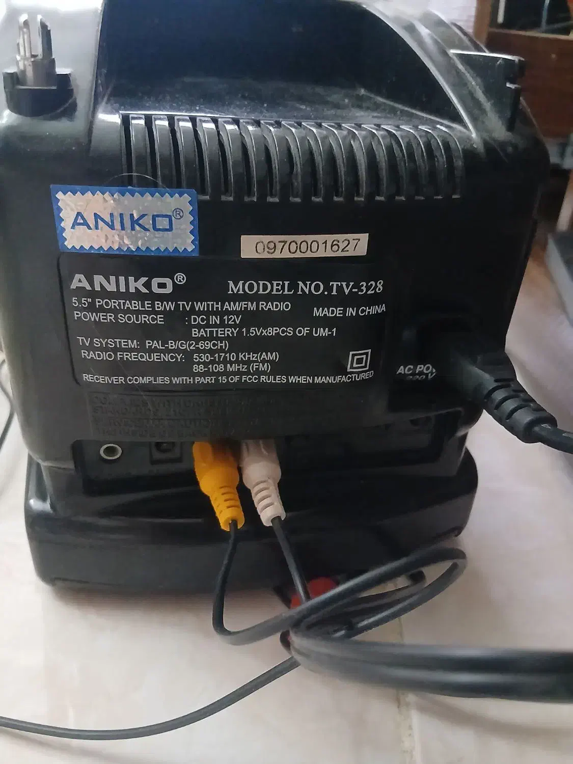 تلویزیون نوستالژی|کلکسیون اشیاء عتیقه|قم, انسجام|دیوار