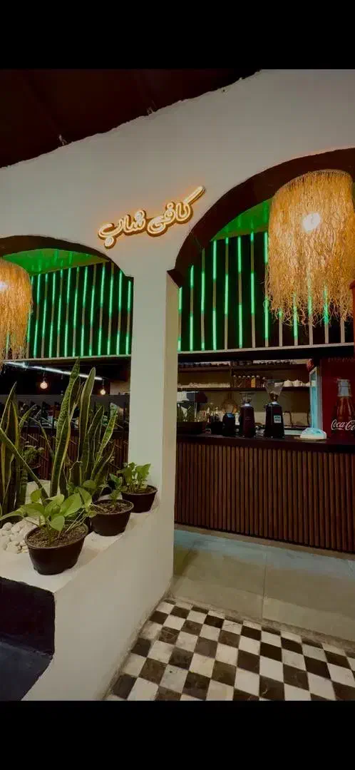 باریستا آشپز  ایرانی و فرنگی تخته کار  سالن دار|استخدام خدمات فروشگاه و رستوران|مشهد, کوثر|دیوار