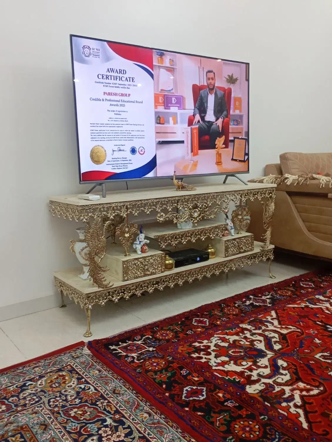 میزتلویزیون برنزی یک متر و چهل|میز تلویزیون|ری, شهادت|دیوار