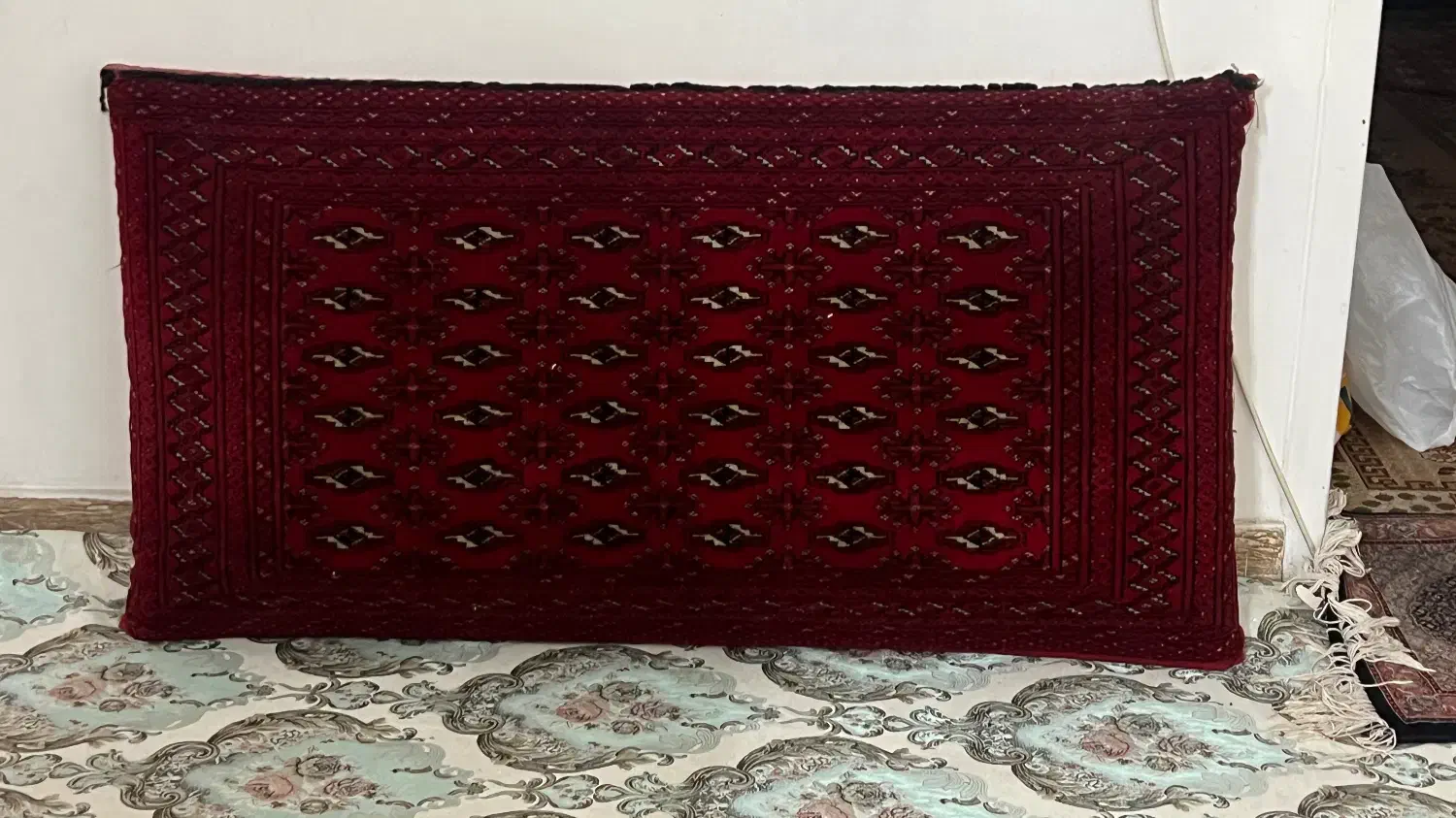 پشتی نشستن|پشتی|تهران, فدک|دیوار