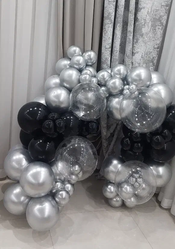 بادکنک تزیین شده|اسباب‌بازی بچه|بیرجند, |دیوار