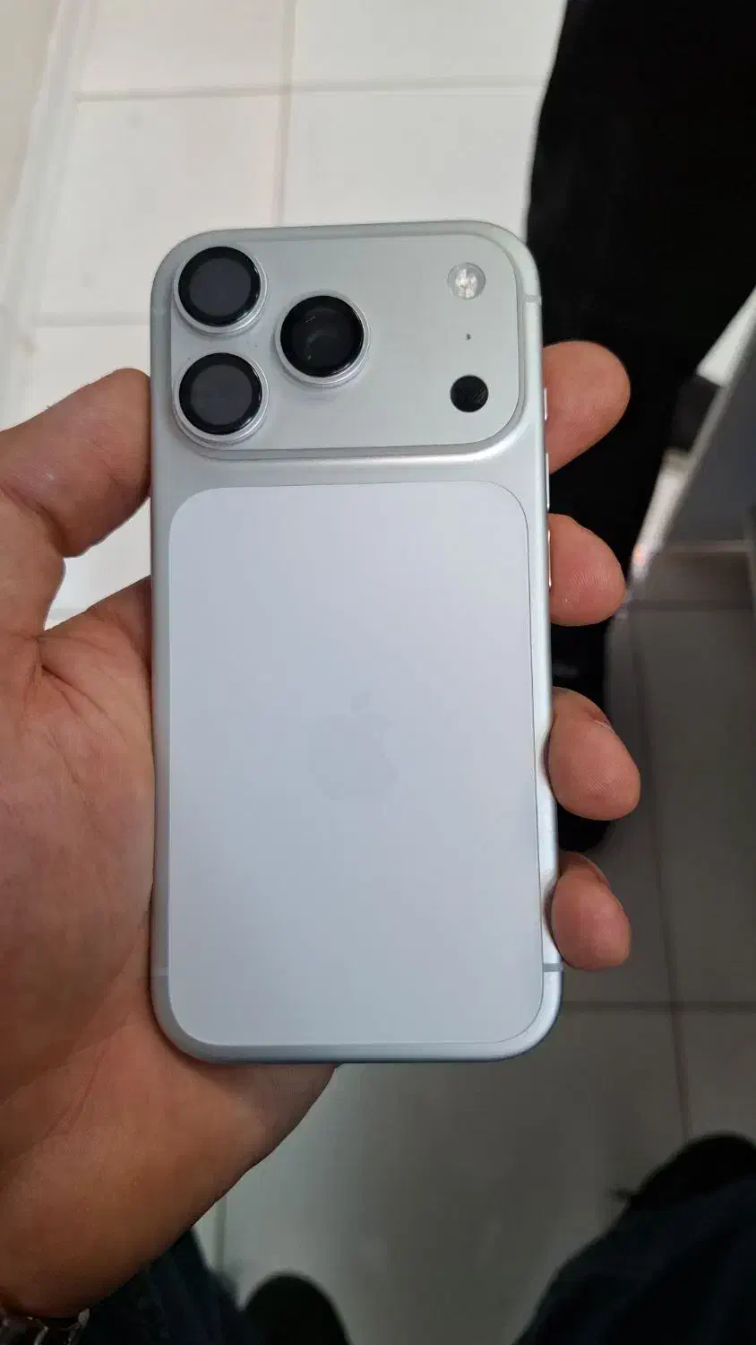 17Pro|موبایل|گناباد, |دیوار