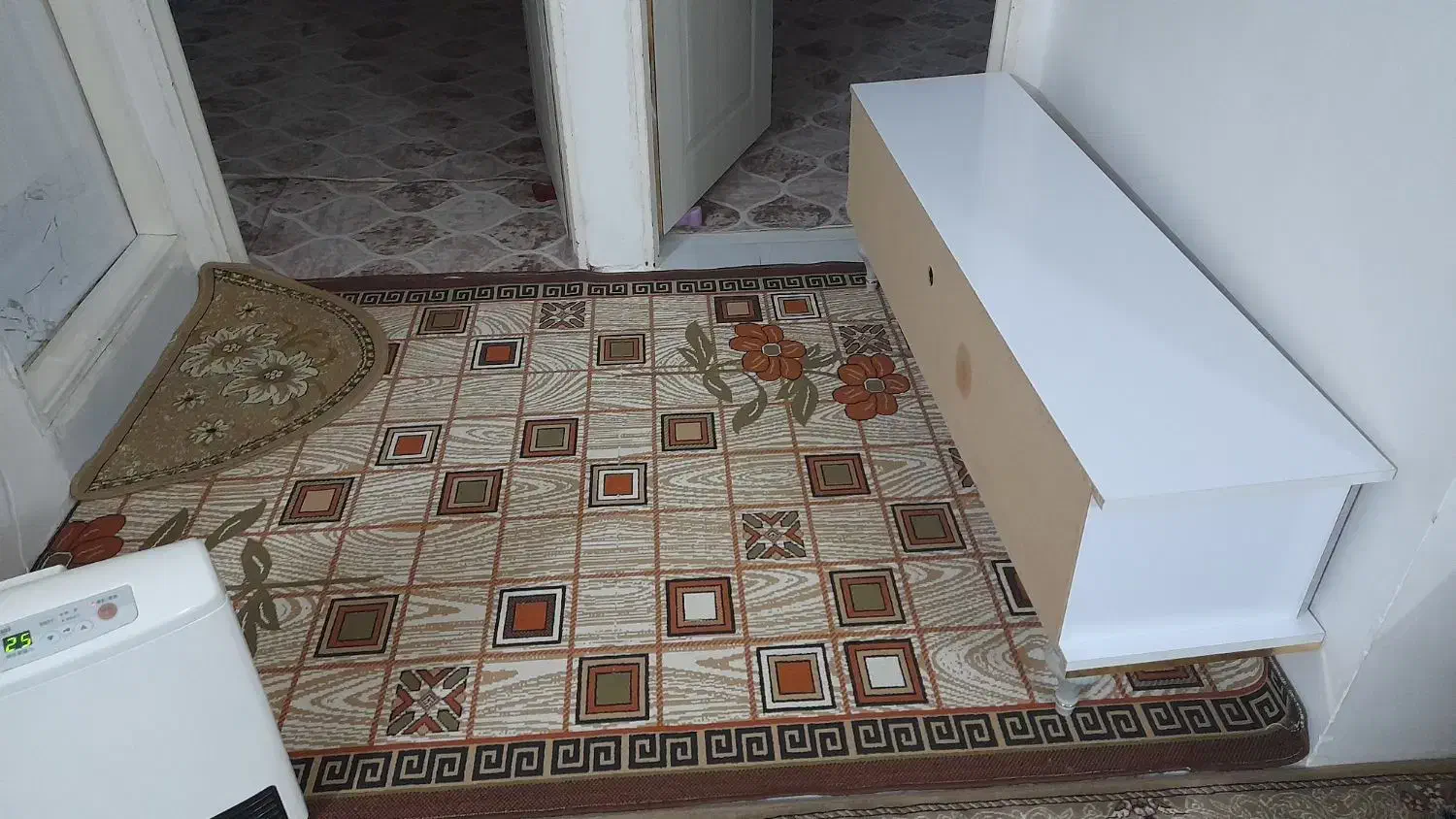 گلیم|گلیم، جاجیم، گبه|مشهد, کوی ولیعصر|دیوار