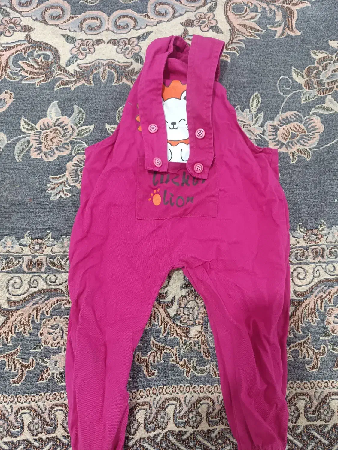 سرهمی|لباس|چناران, |دیوار