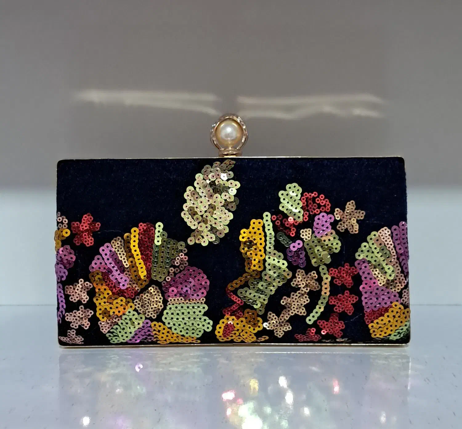 کیف مجلسی|کیف، کفش، کمربند|شهرکرد, |دیوار