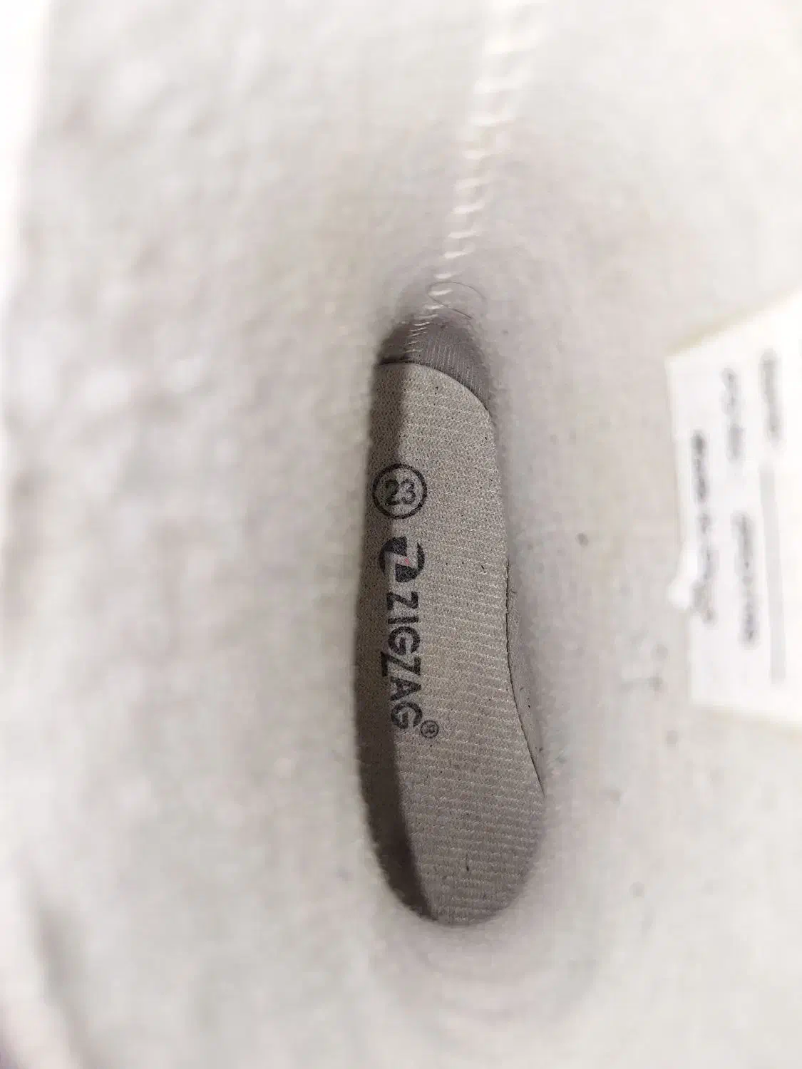 بوت zigzag بچگانه در حد نو سایز ۲۳ و۲۴|کفش و لباس بچه|لواسان, |دیوار