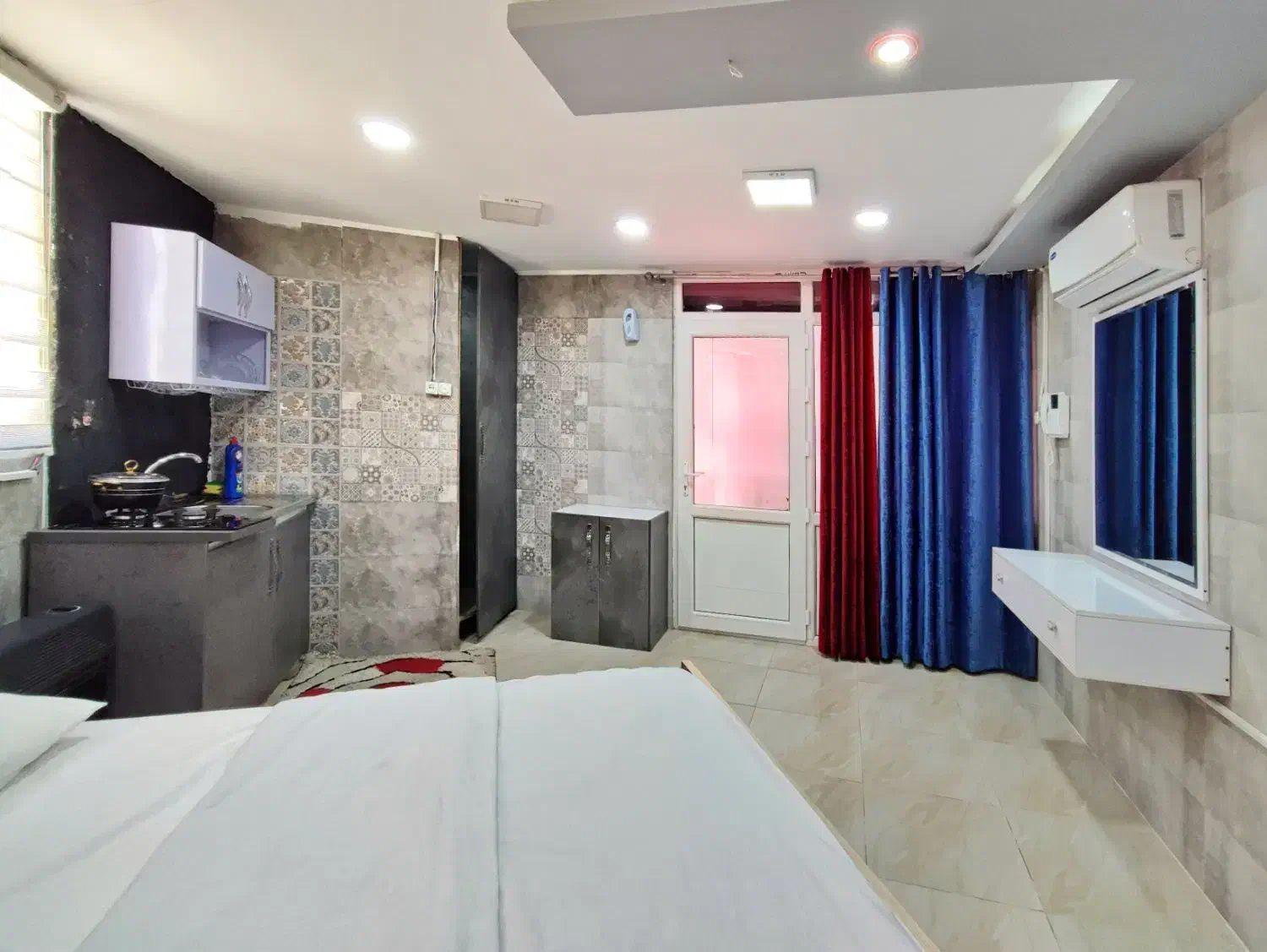 سوئیت بدون خواب|اجارهٔ کوتاهمدت آپارتمان و سوئیت|شیراز, فرهنگ شهر|دیوار