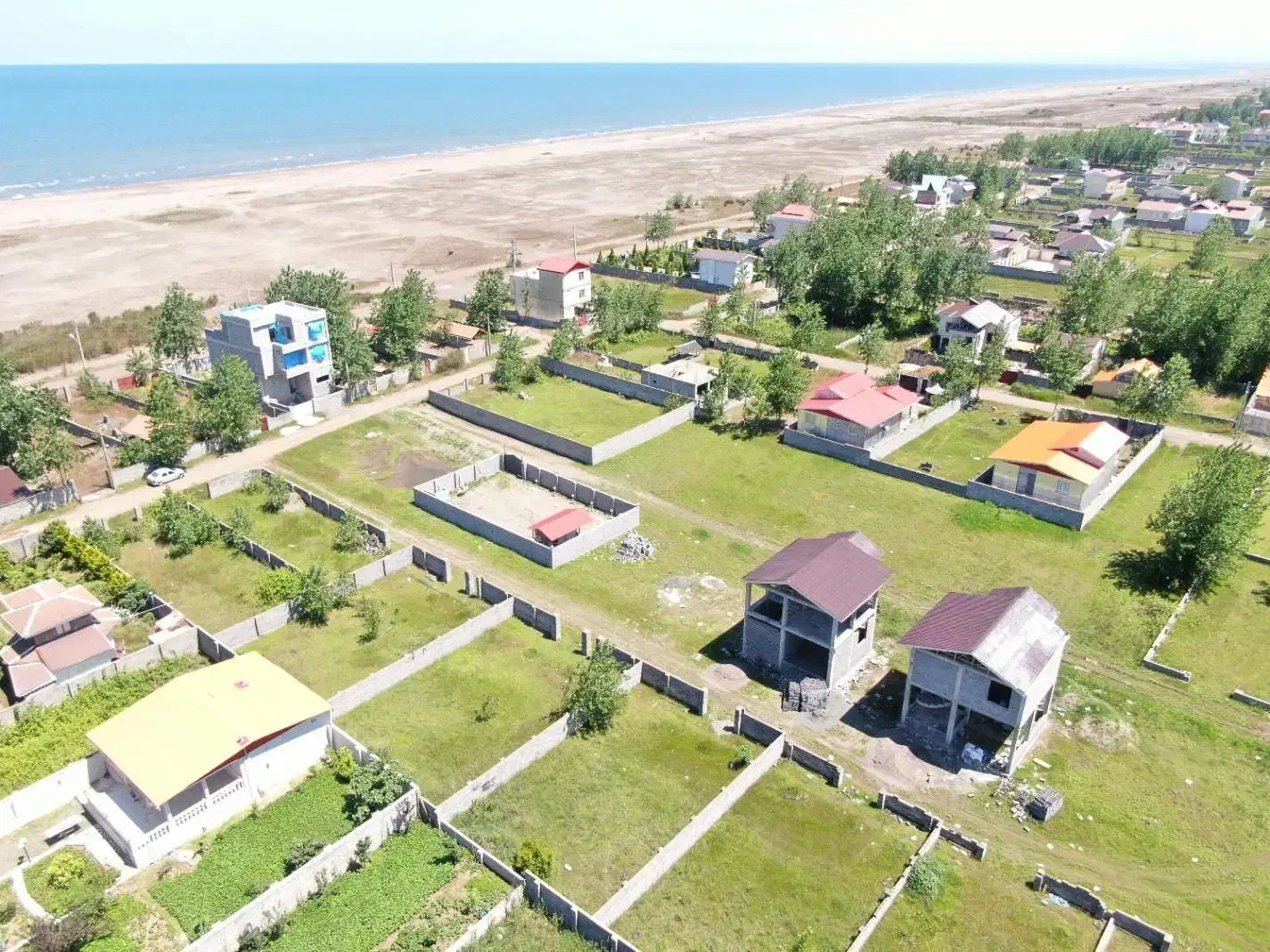 زمین ساحلی سرمایه گذاری ساخت درمنطقه ساحلی آزاد|فروش زمین و ملک کلنگی|رشت, کوی غلام نیا|دیوار