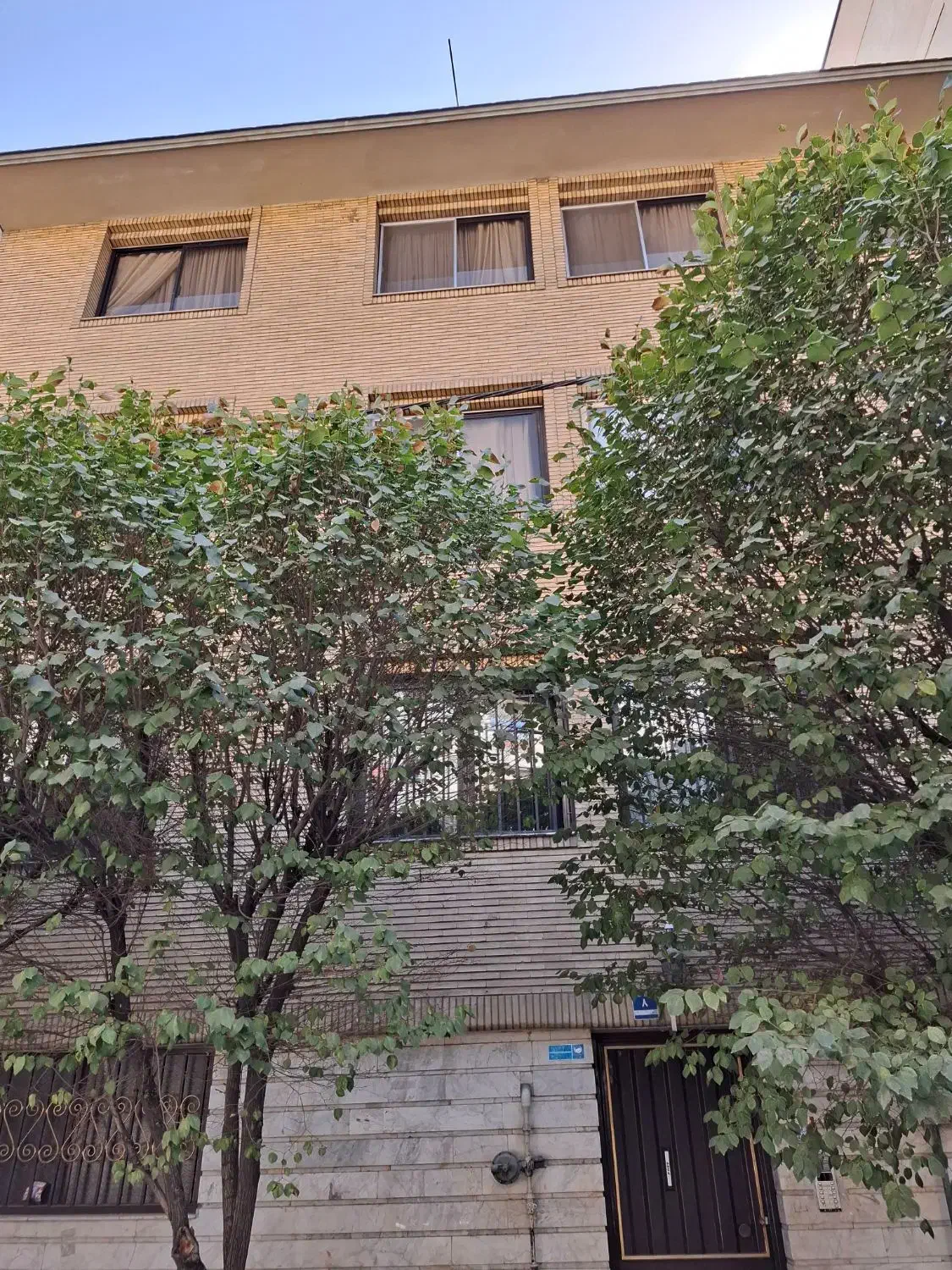 ۲۰۰ و ۴۰۰متر ، R122 ، فرعی دنج|فروش زمین و ملک کلنگی|تهران, یوسف‌آباد|دیوار