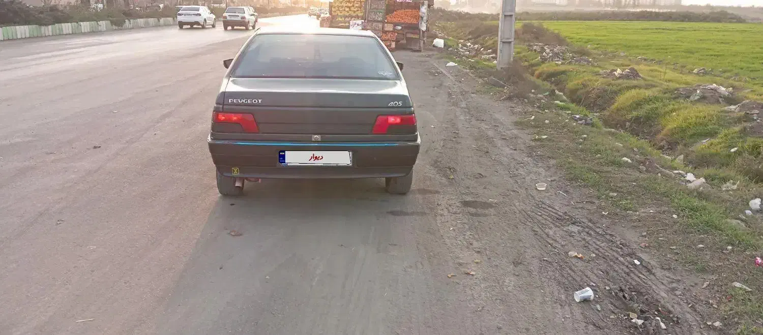 پژو مدل ۸۱ جلو عقب تلمپ است ماشین در حد صفر|خودرو کلاسیک|پارسآباد, |دیوار