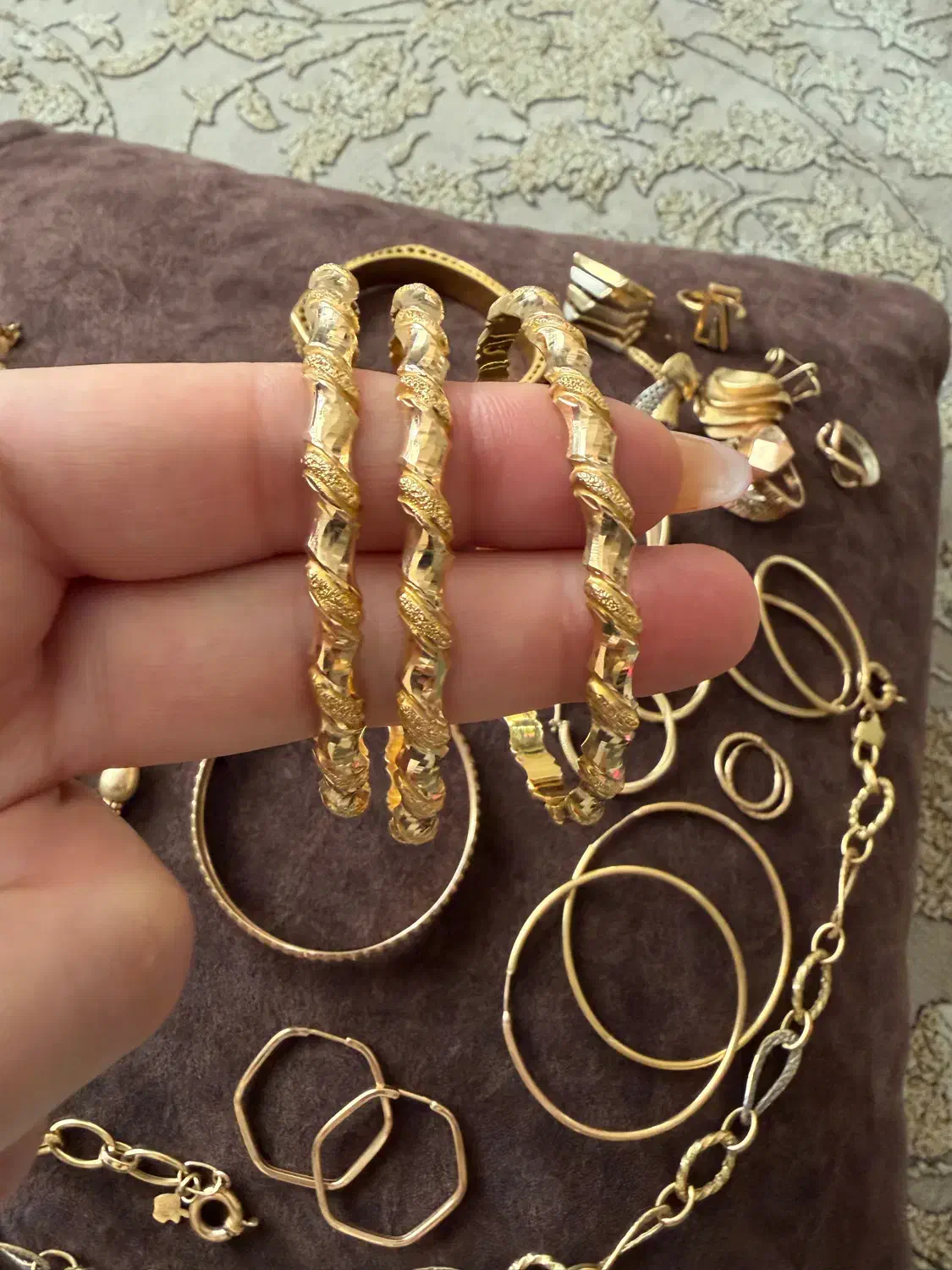 طلاهای شیک کلا ۲۰۰گرم|جواهرات|خرم‌آباد, |دیوار