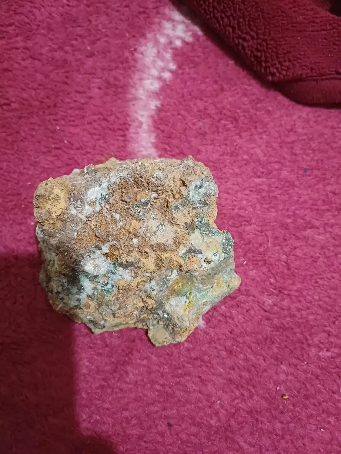 سنگ طلا ومس|جواهرات|اسفراین, |دیوار