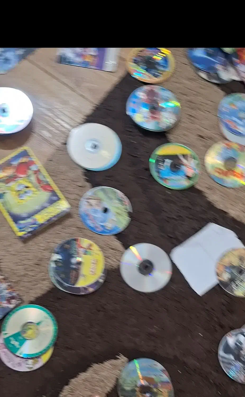 تعداد زیادی  سی دی پلی استیشن و سی دی کارتن متنوع|کنسول، بازی ویدئویی و آنلاین|نکا, |دیوار