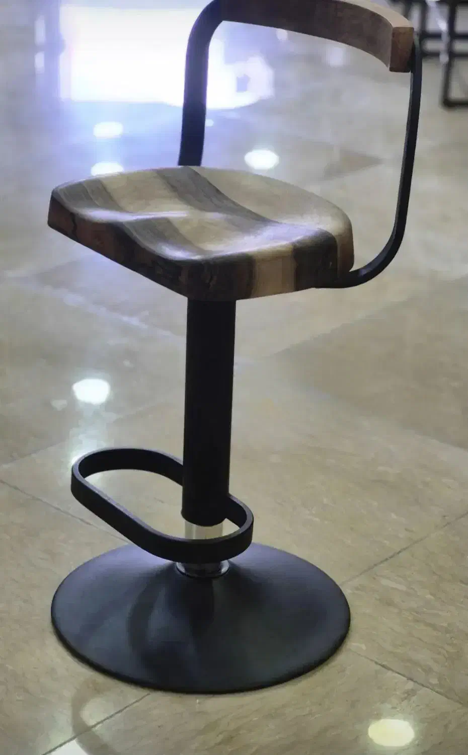 صندلی ارتفاع بلند جزیره جکدار ایفل کار درجه اپن یک|صندلی و نیمکت|مشهد, عبادی|دیوار