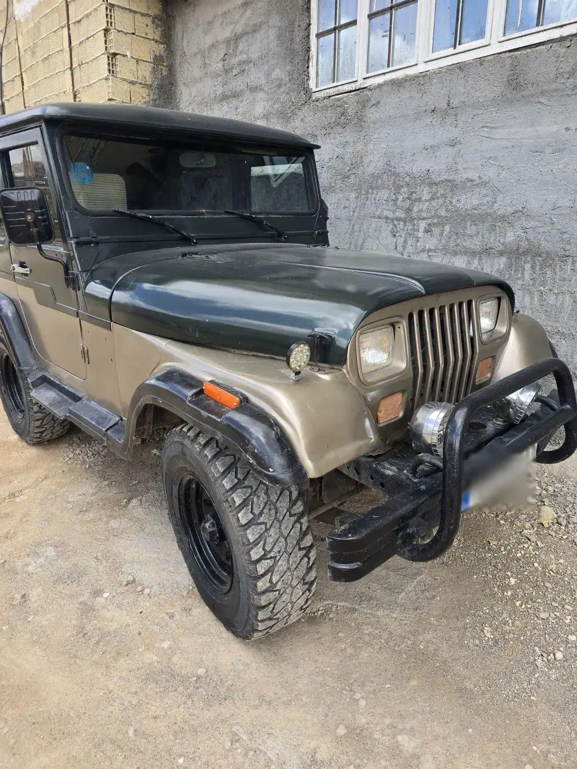 جیپ صحرا  مدل ۷۵ تمیز  نقد یا  معاوضه با خودرو|خودرو سواری و وانت|لردگان, |دیوار