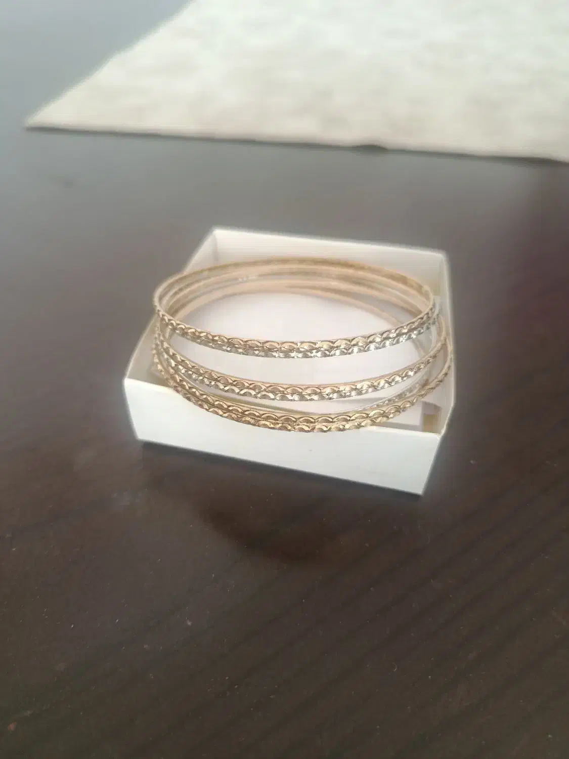 بدلیجات النگو|بدلیجات|رشت, امین الضرب|دیوار