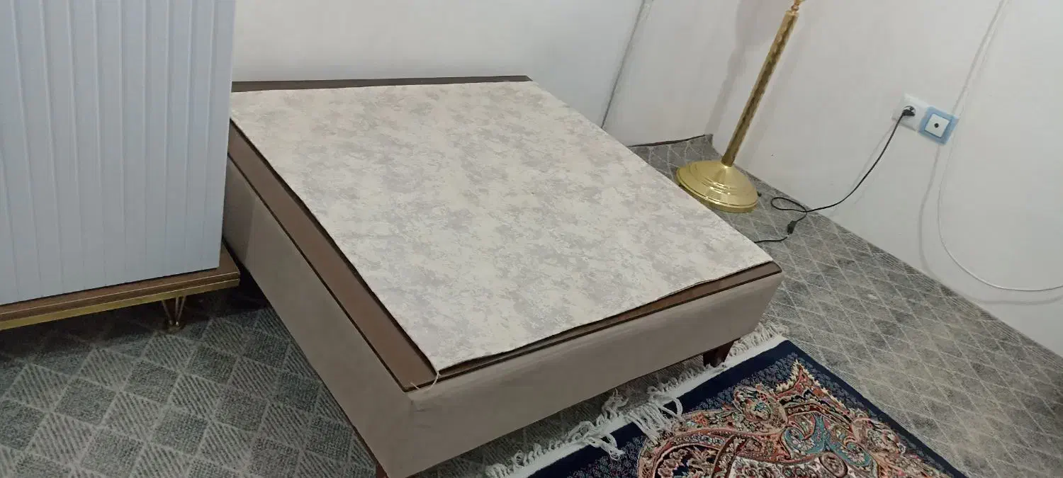 مبل در حد نو|مبلمان خانگی و میز عسلی|اسدآباد, |دیوار