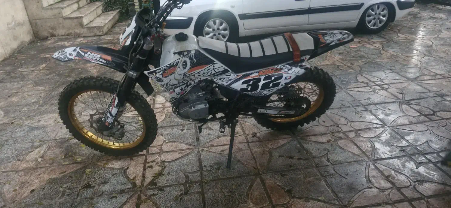 تریل روان|موتورسیکلت|سیاهکل, |دیوار