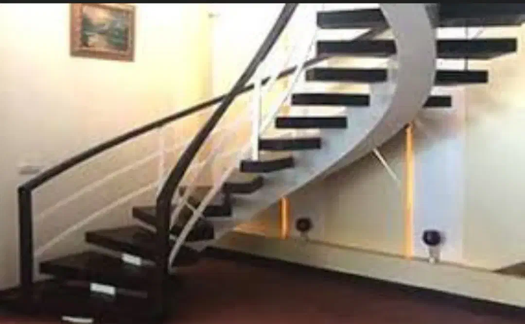 اجرای کرکره برقی .نمای کامپوزیت.  پله گرد فلزی|خدمات پیشه و مهارت|نورآباد, |دیوار