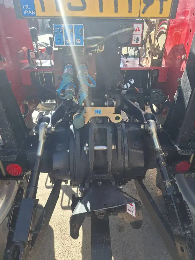 تراکتور 800|ماشینآلات صنعتی|آباده, |دیوار