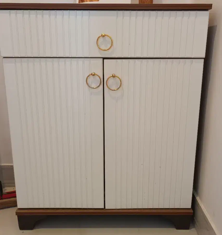 جاکفشی|جاکفشی، کمد، دراور|گرگان, |دیوار