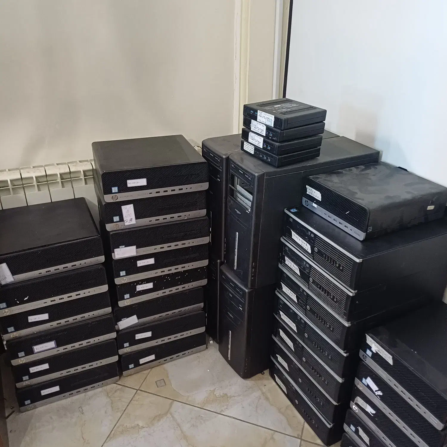 خریدار انواع کیس کامپیوتر، مینی کیس و مانیتور|رایانه رومیزی|تهران, درختی|دیوار