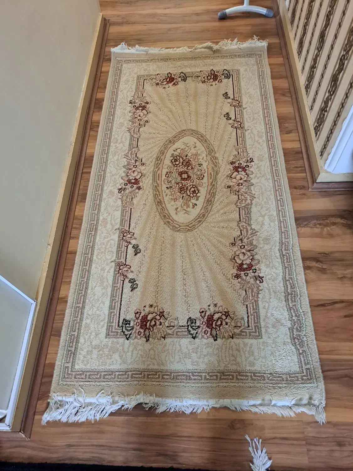 فرش کناره .فرش ۴ متری|فرش|قم, صفاشهر|دیوار