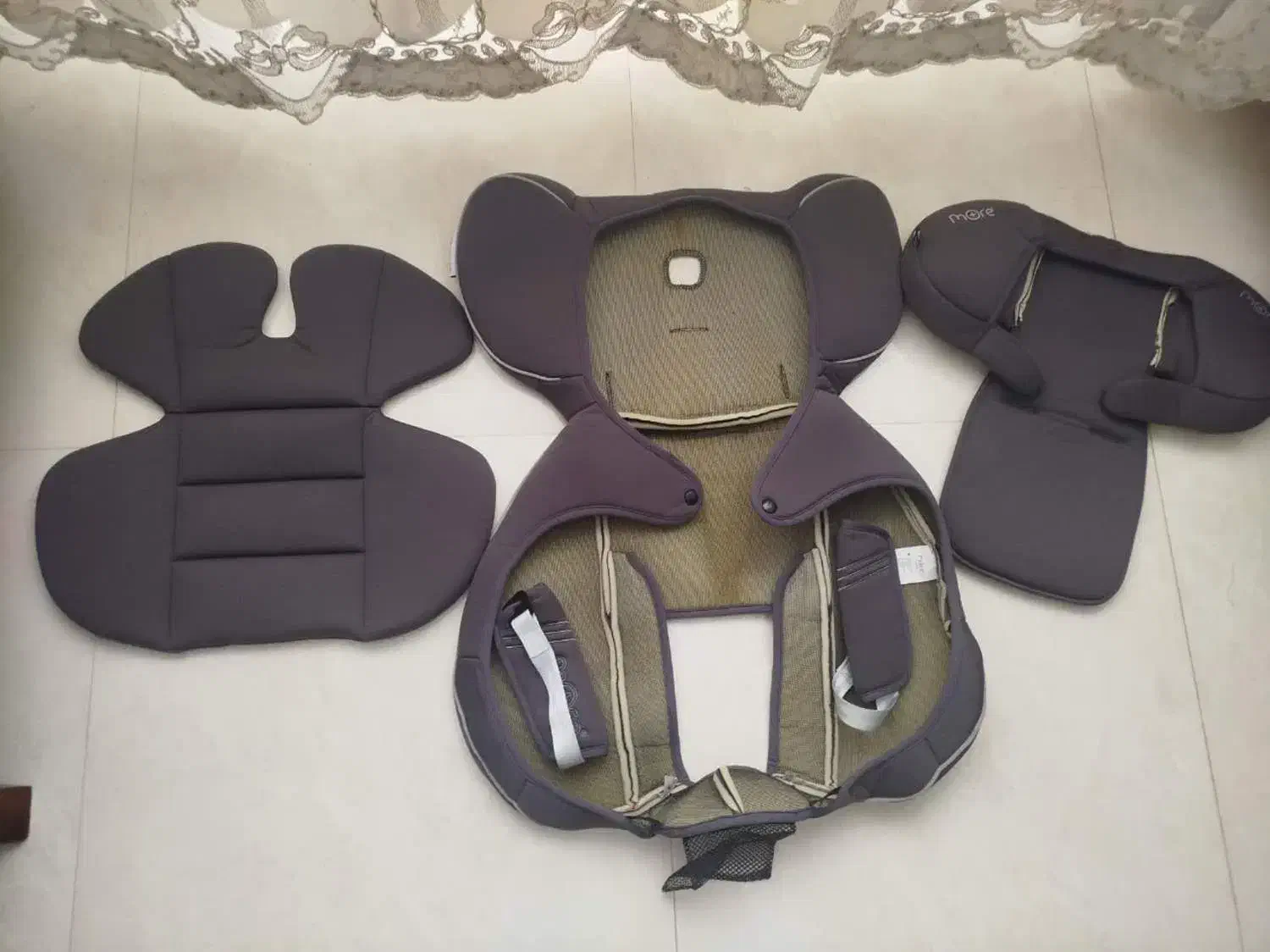 کریر و صندلی ماشین|تخت و صندلی بچه|مشکیندشت, |دیوار