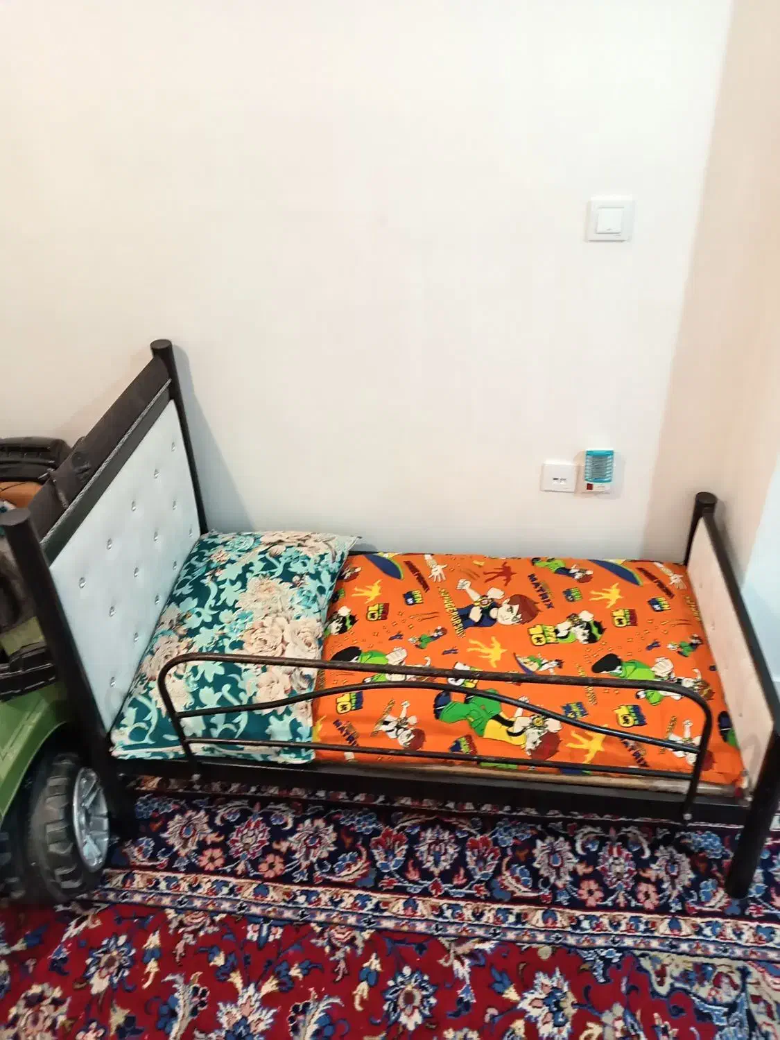 تخت خواب کودکانه|تخت و سرویس خواب|آذرشهر, |دیوار