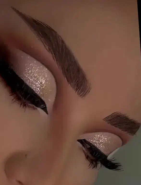 خدمات آرایشی با ۷۰ درصد تخفیف فقط ۹۰۰تومان|خدمات آرایشگری و زیبایی|کرج, شهرک بنفشه|دیوار