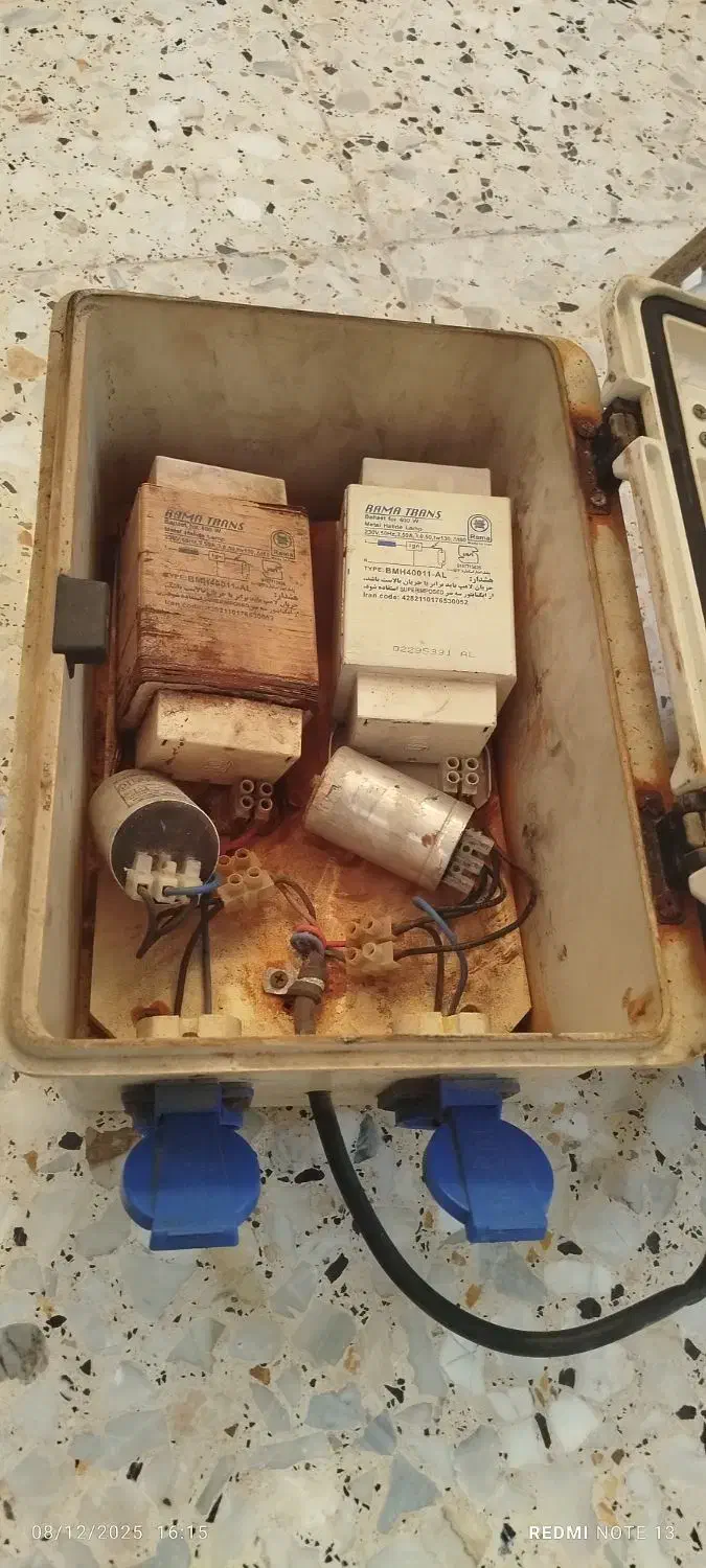 مولد برق یا تبدیل برق 230واات|ابزارآلات|بندرلنگه, |دیوار