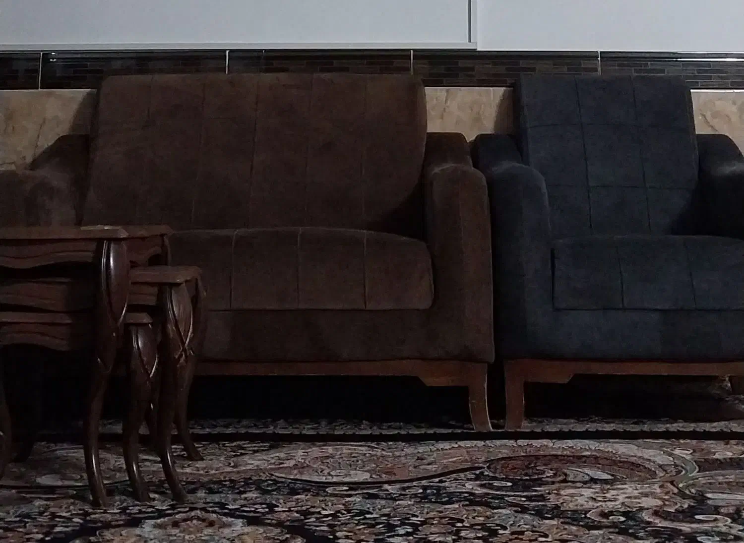 مبل در حد نو ،|مبلمان خانگی و میز عسلی|لالجین, |دیوار