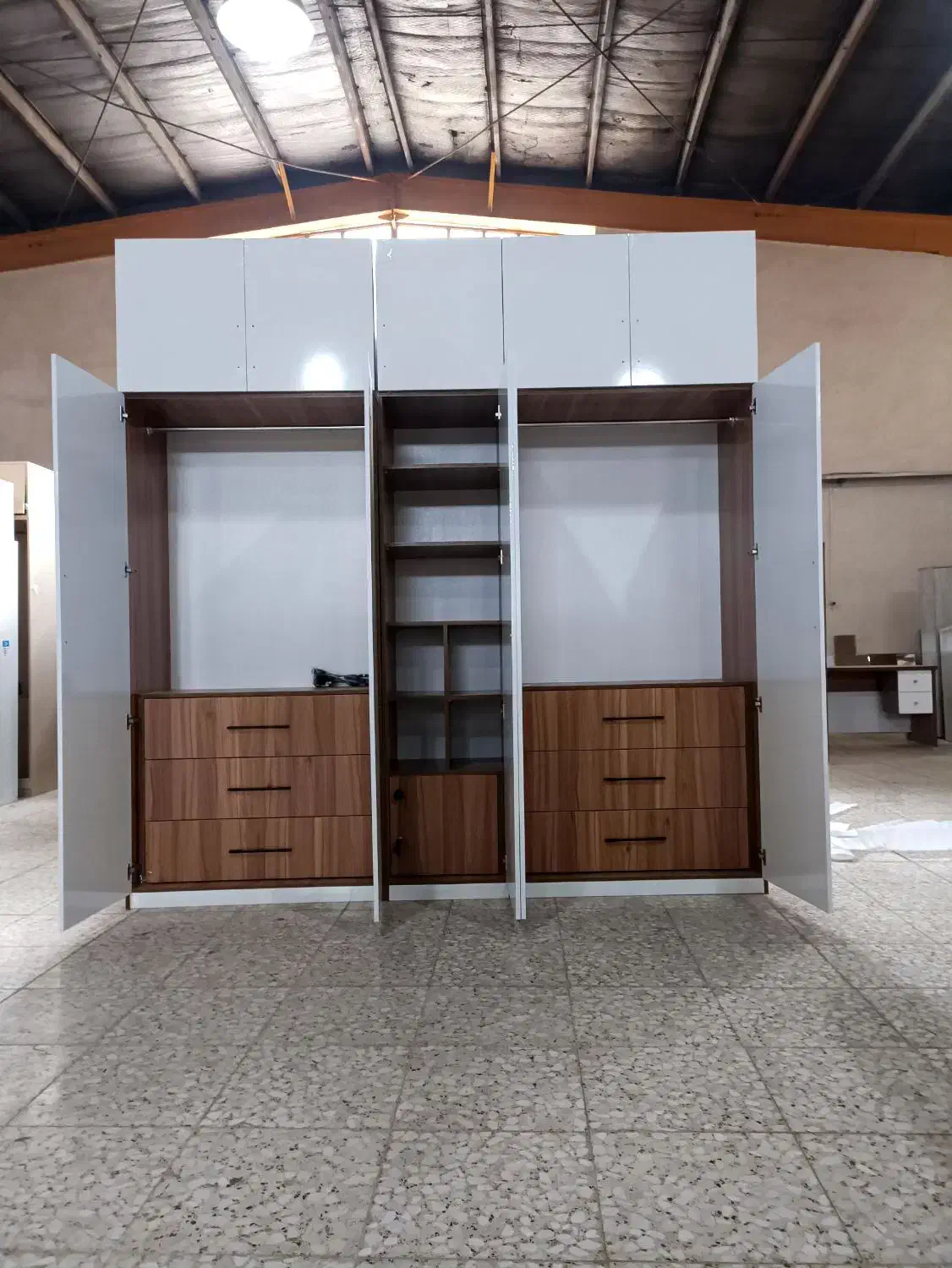 کمد دیواری پیش ساخته|جاکفشی، کمد، دراور|رباط‌کریم, شهرک صنعتی زواره‌ای|دیوار