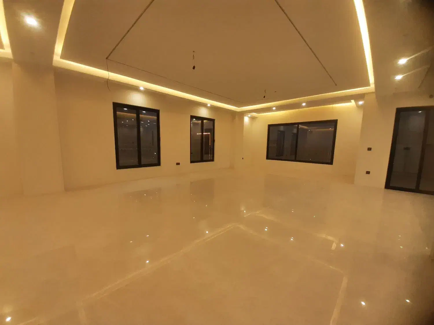 پردیس ویلایی ۴۱۰ متر ۳ واحد مجزا فاز ۴ محله ۳|فروش خانه و ویلا|پردیس, فاز ۴|دیوار